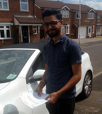 A great first time test pass with only 4 minor faults after driving lesson with
Orpington Alpha 1 Driving School- well done Simran
